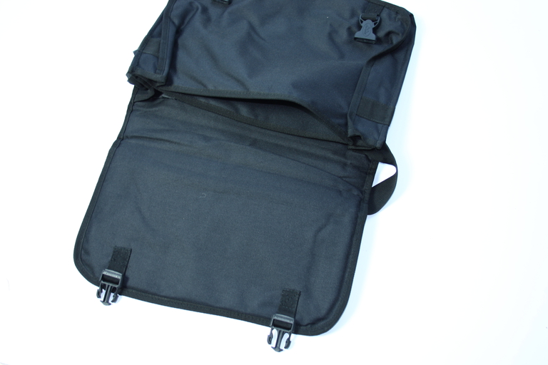 TORBA ALPINUS na laptop dokumenty czarny 40x30cm (2)