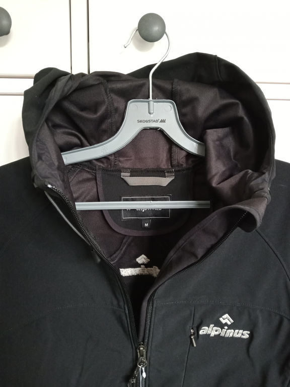 damska kurtka softshell Alpinus Katmai Lady czarny (2)
