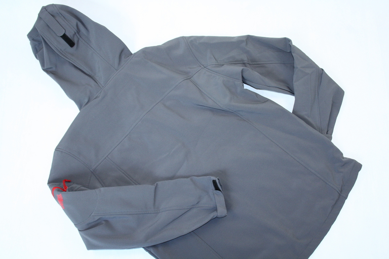 Lekka męska kurtka softshellowa z kapturem Campus FUZZY szary (2)